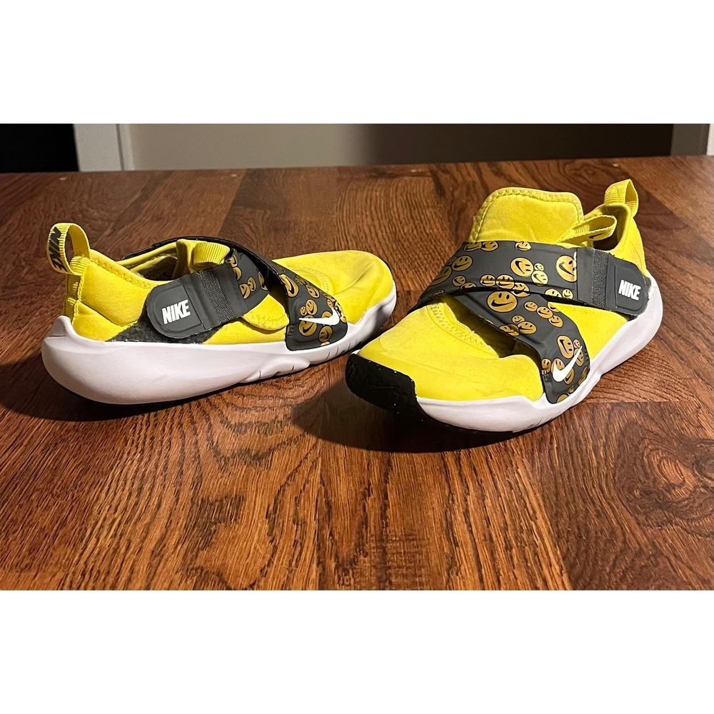 Nike Flex Plus Have A Nike Day Yellow Grey Smiley Kid Shoes 2Y
